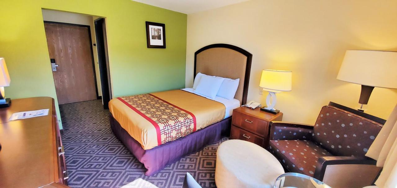 Travel Inn And Suites- Sikeston Miner I-55 Exit-67 Buitenkant foto